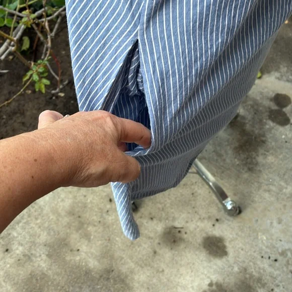 Vintage Rag & Bone linen blend shift dress w/ hidden buttons from Neiman’s . - Picture 5 of 13